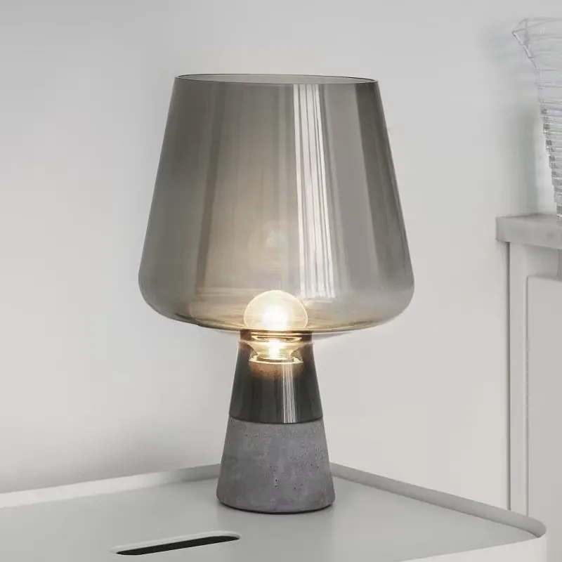 Solar Lamp - โคมไฟตั้งโต๊ะปูนซีเมนต์สไตล์นอร์ดิก ดีไซน์เรียบง่าย ทันสมัย โคมไฟข้างเตียงแก้วสีเทา สำหรับตกแต่งห้องนั่งเล่น ห้องนอน