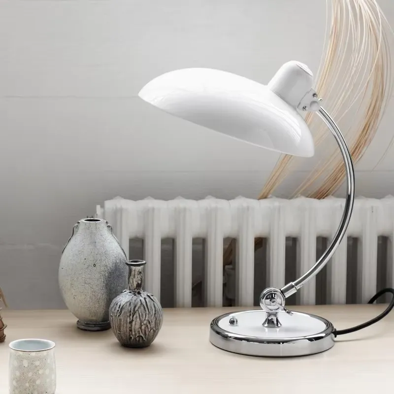 โคมไฟตั้งโต๊ะไร้สายดีไซน์ทันสม - Solar Lamp บทวิจารณ์และราคา