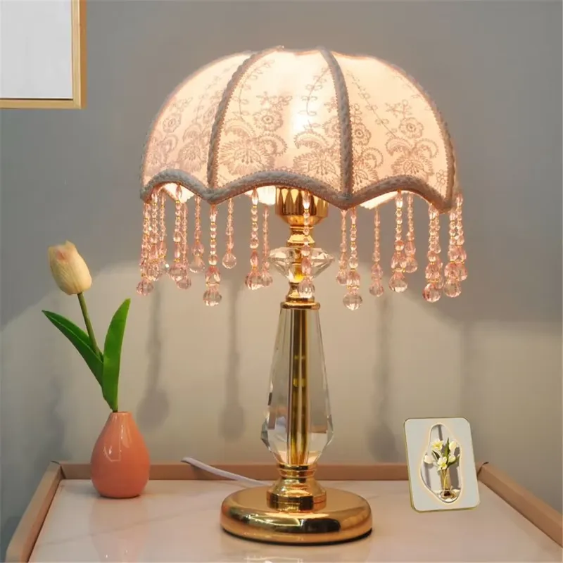 โคมไฟตั้งโต๊ะคริสตัลดีไซน์ฝรั่ - Solar Lamp บทวิจารณ์และราคา